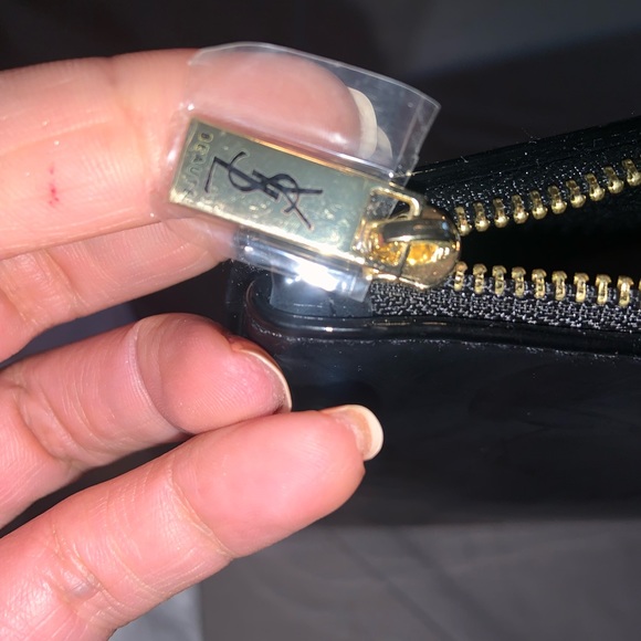 YSL POUCH/LIP SET - Picture 9 of 9